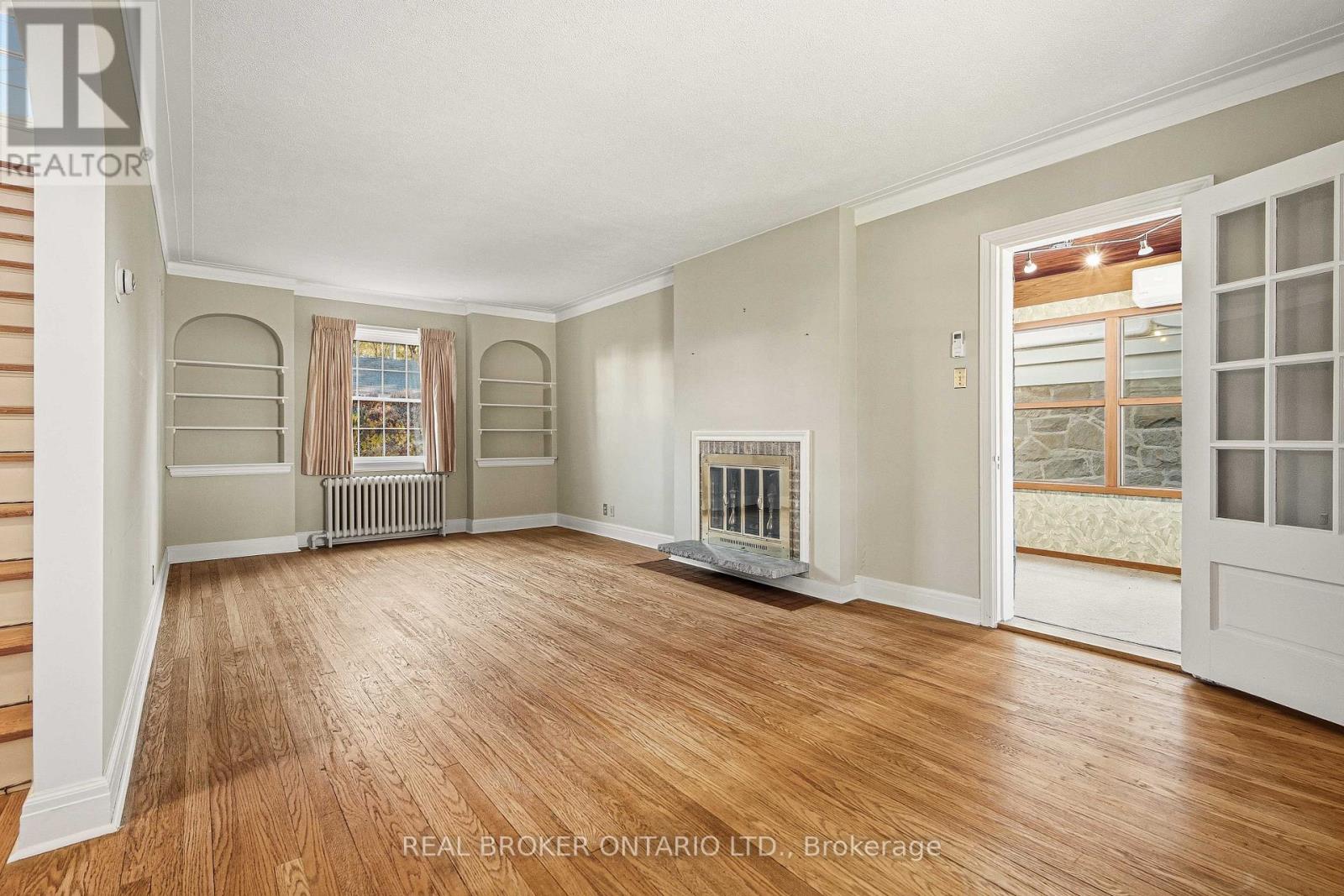 43 Reid Avenue, Ottawa, Ontario  K1Y 1S5 - Photo 5 - X12498312