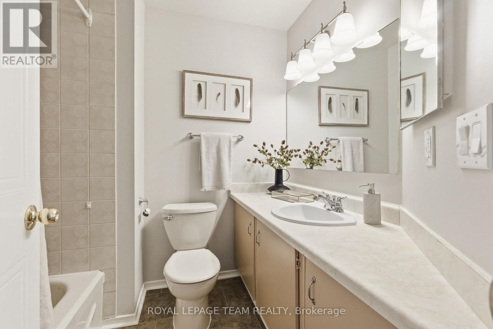 1404 Forge Street, Ottawa, Ontario  K1T 2V1 - Photo 32 - X12498316