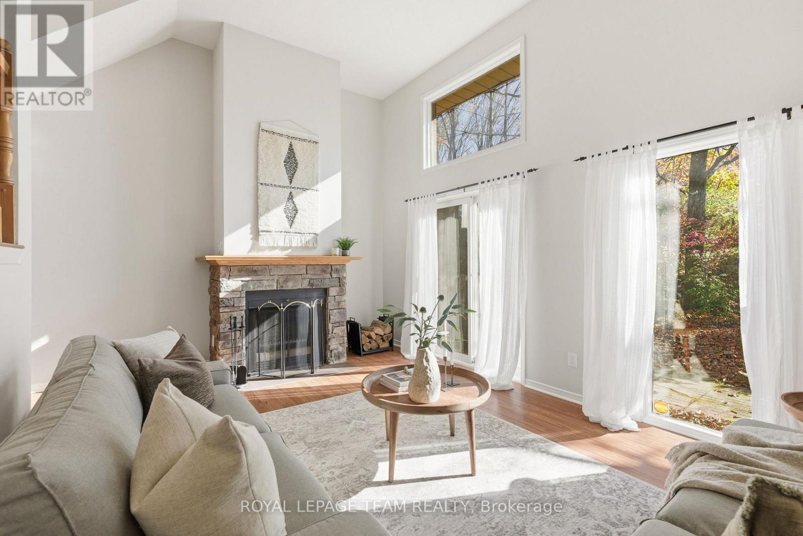 1404 Forge Street, Ottawa, Ontario  K1T 2V1 - Photo 8 - X12498316