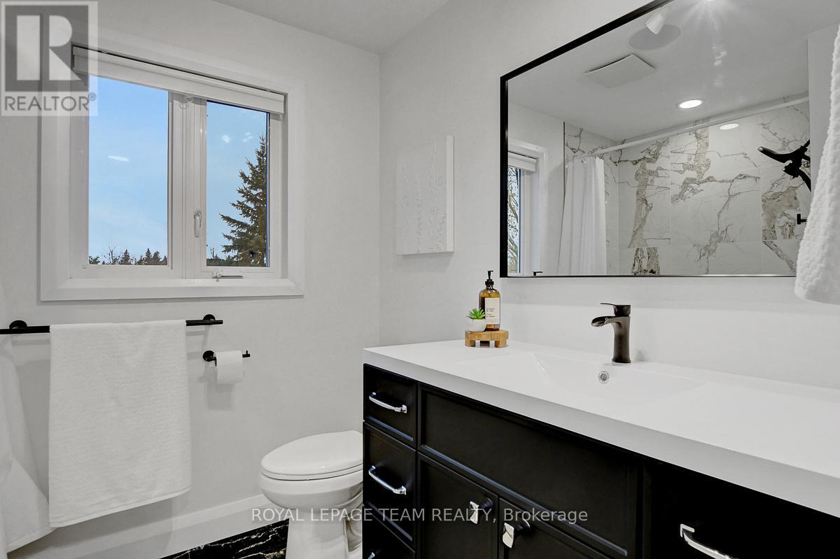 6155 Piperville Road, Ottawa, Ontario  K0A 1K0 - Photo 21 - X12498326