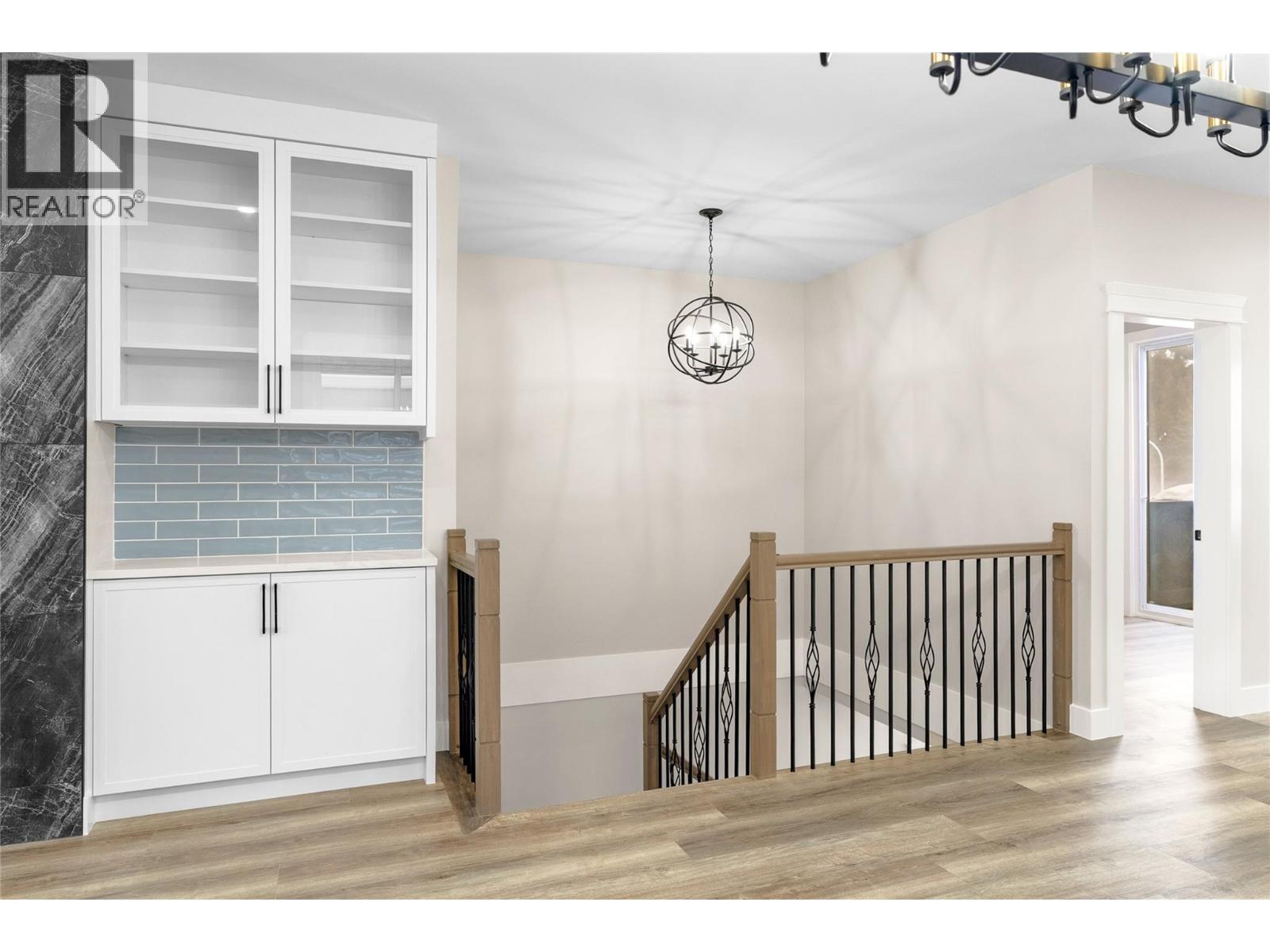 2077 Linfield Drive, Kamloops, British Columbia  V1S 0G3 - Photo 7 - 10367198