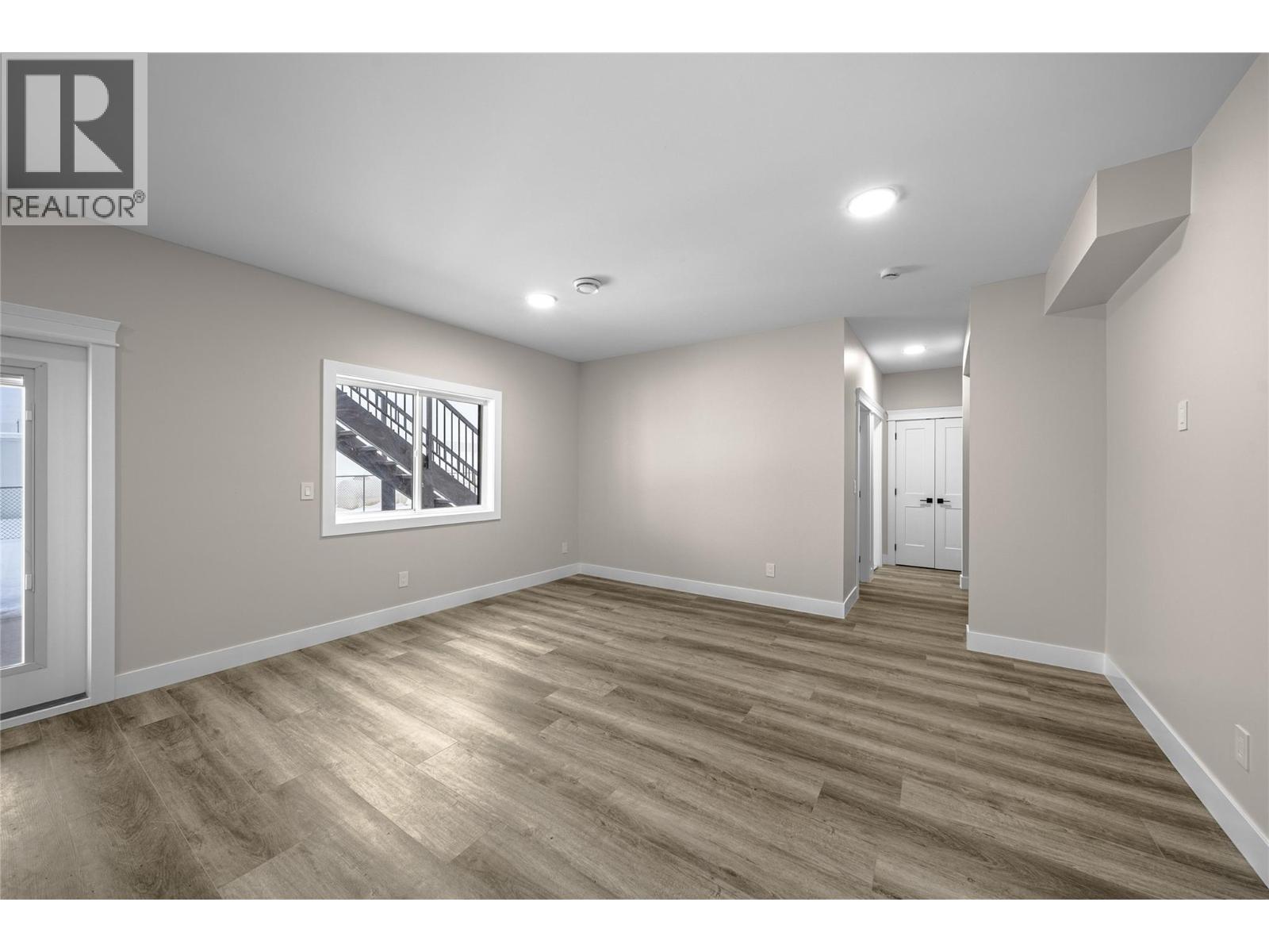 2077 Linfield Drive, Kamloops, British Columbia  V1S 0G3 - Photo 40 - 10367198