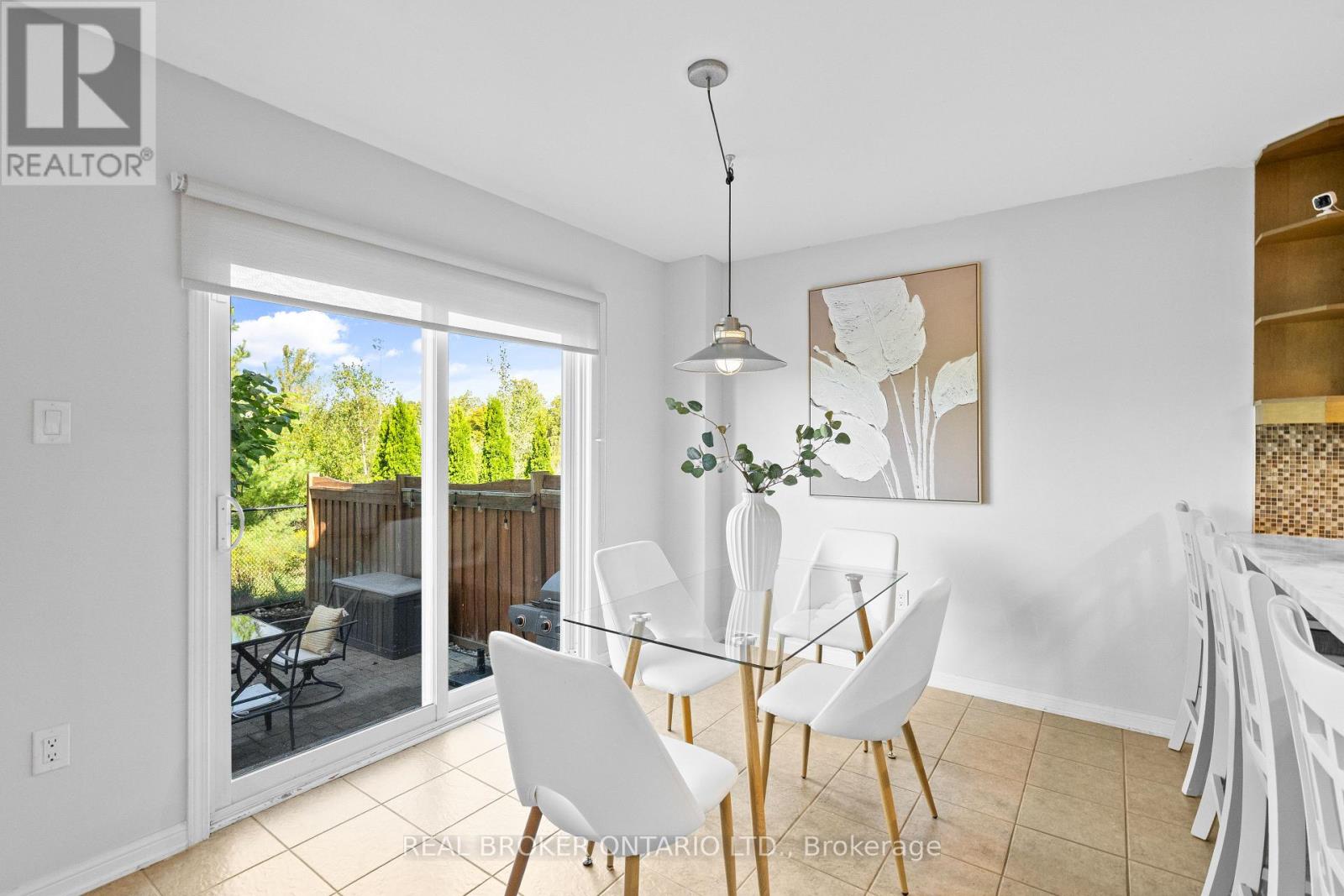 565 Attenborough Terrace, Milton, Ontario  L9T 8H6 - Photo 16 - W12462823