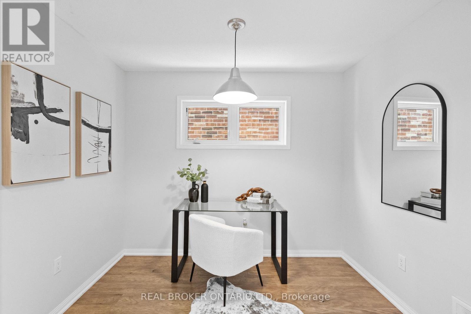 565 Attenborough Terrace, Milton, Ontario  L9T 8H6 - Photo 3 - W12462823