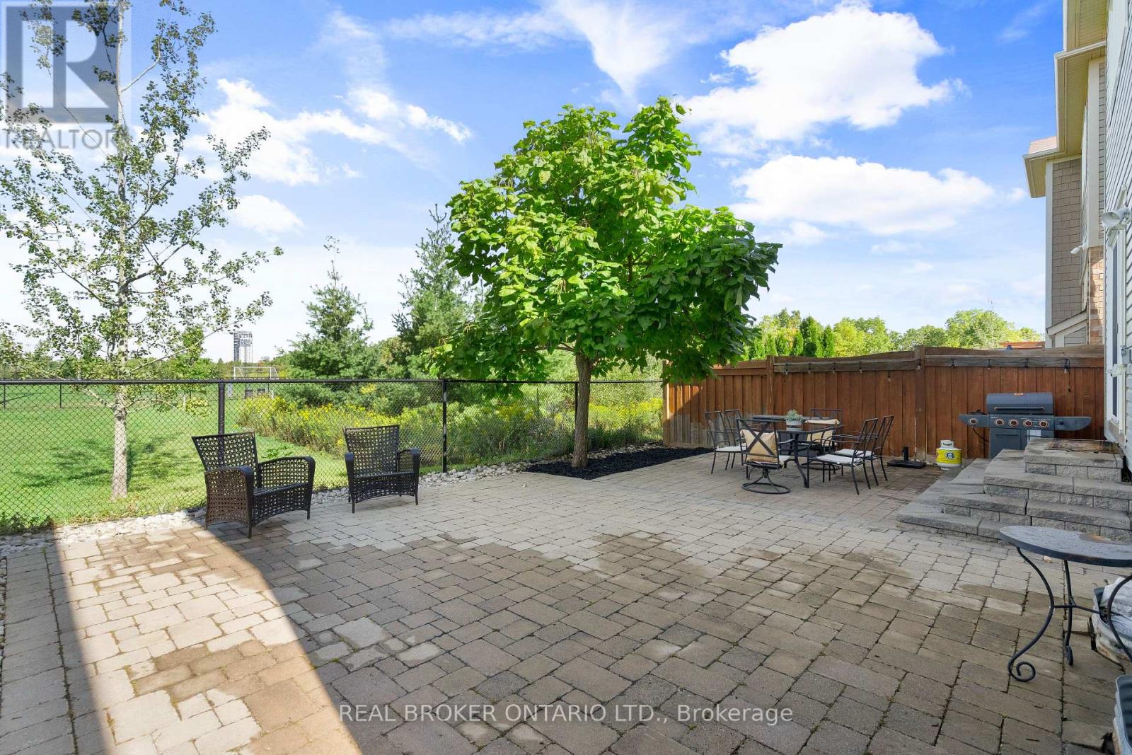 565 Attenborough Terrace, Milton, Ontario  L9T 8H6 - Photo 39 - W12462823