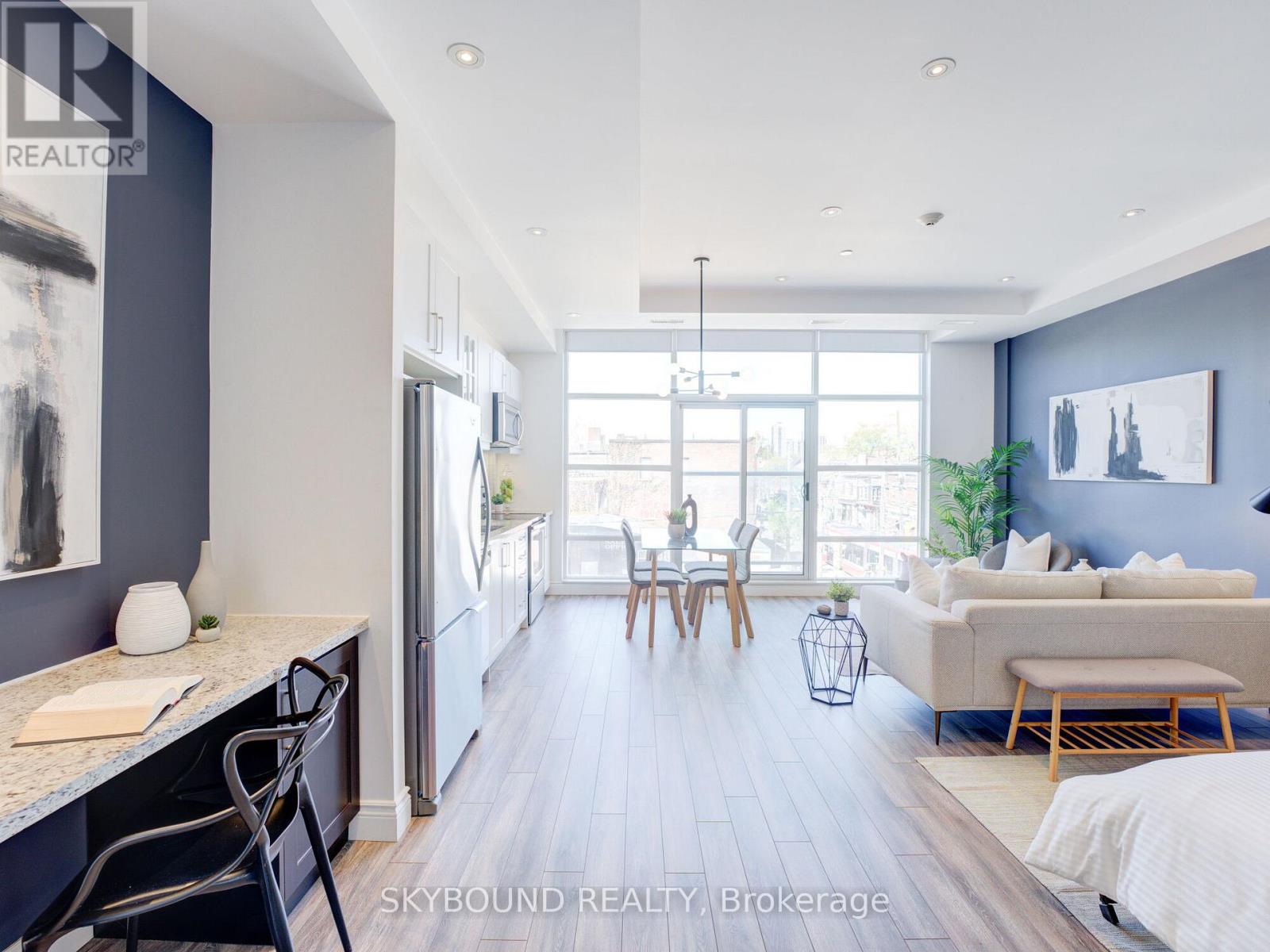 302 - 1003 QUEEN STREET E, Toronto, Ontario