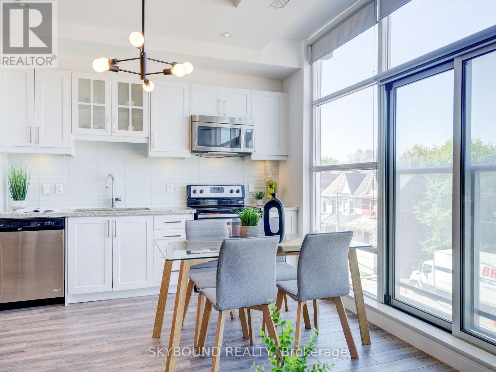 302 - 1003 Queen Street E, Toronto, Ontario  M4M 1K3 - Photo 11 - E12498310