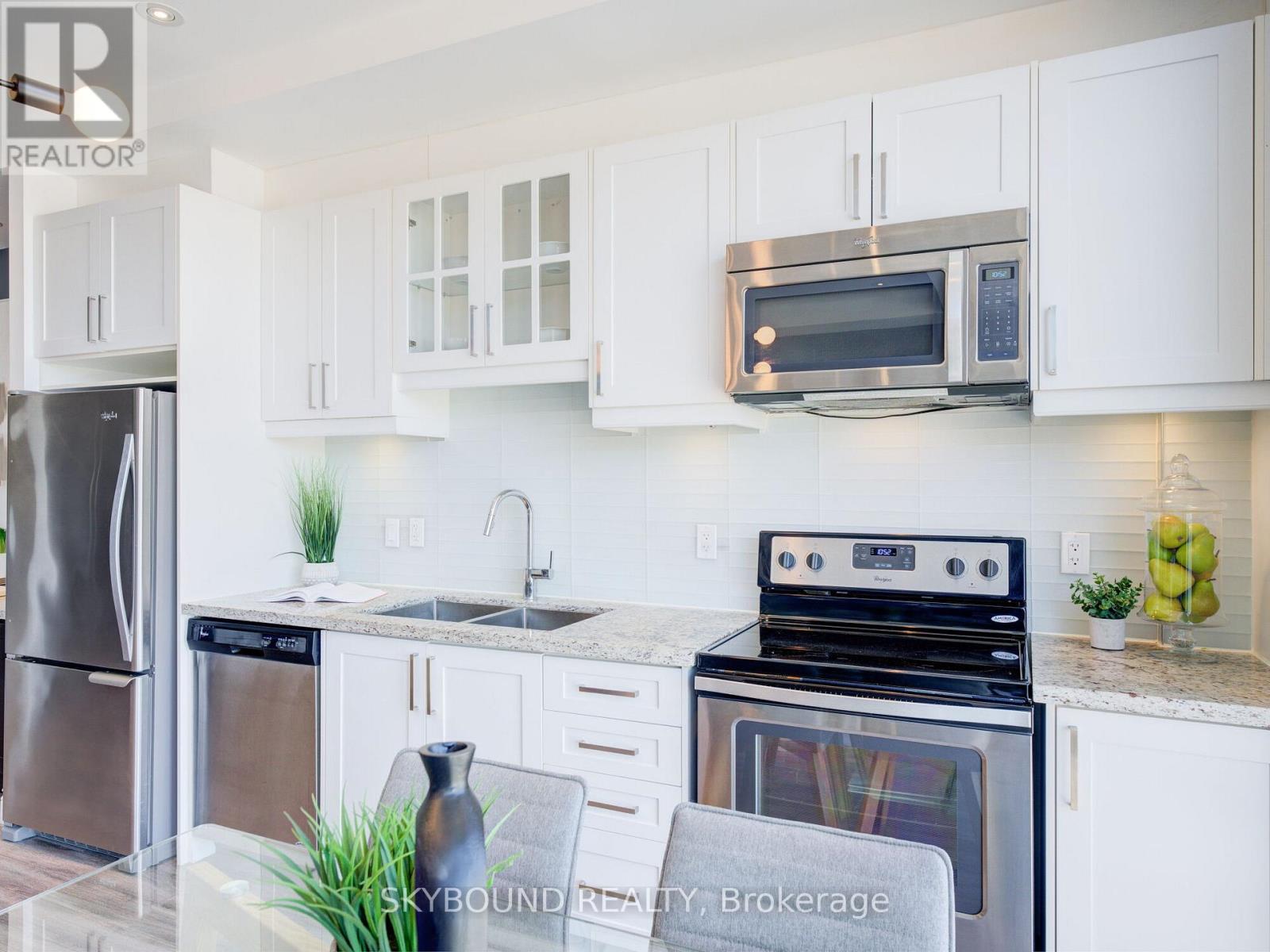 302 - 1003 Queen Street E, Toronto, Ontario  M4M 1K3 - Photo 17 - E12498310