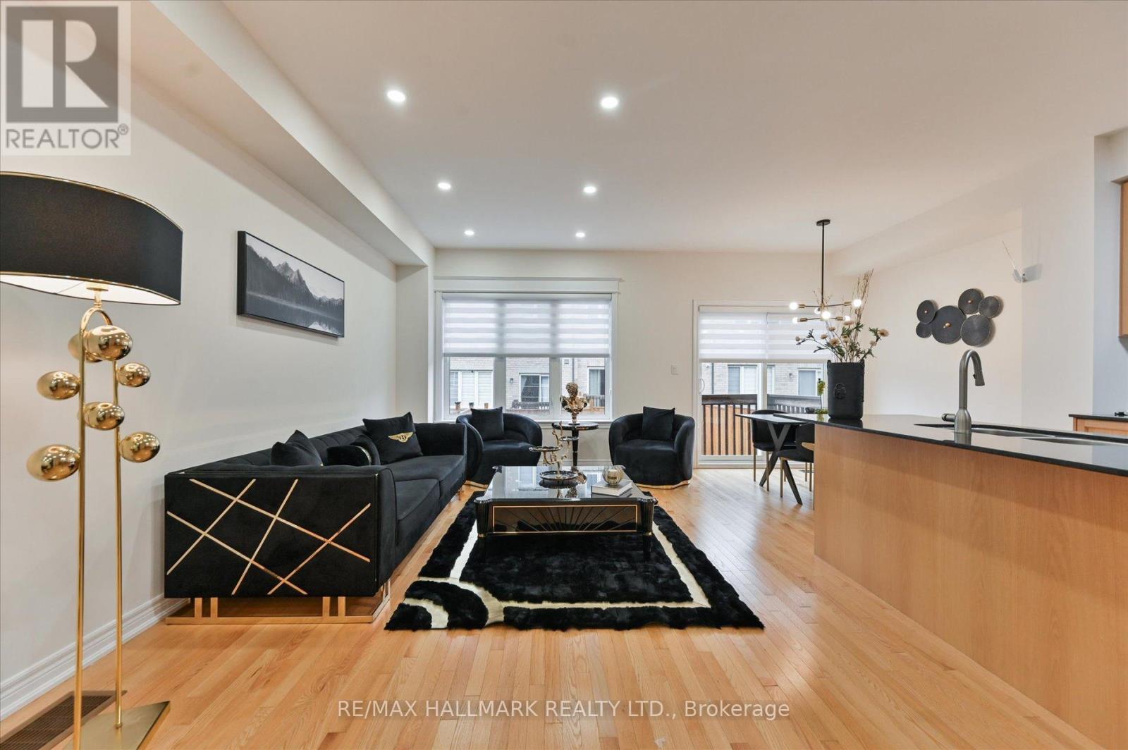 7 Buttonbush Lane, Richmond Hill, Ontario  L4E 1E7 - Photo 13 - N12498302