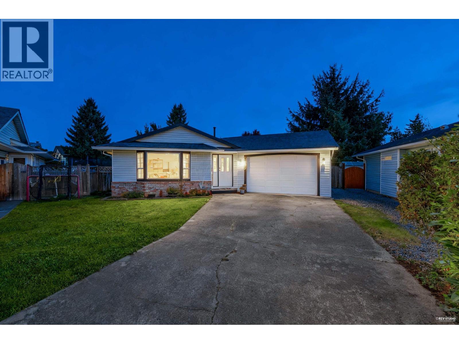 23369 117B AVENUE, Maple Ridge, British Columbia