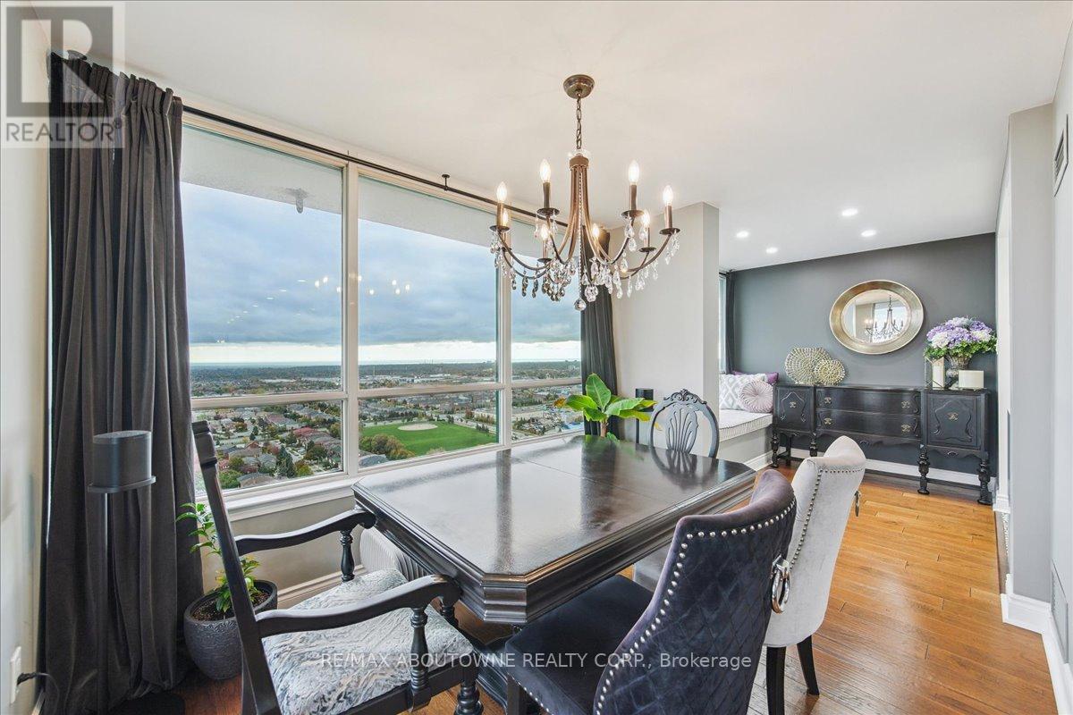 2603 - 550 Webb Drive, Mississauga, Ontario  L5B 3Y4 - Photo 10 - W12498300