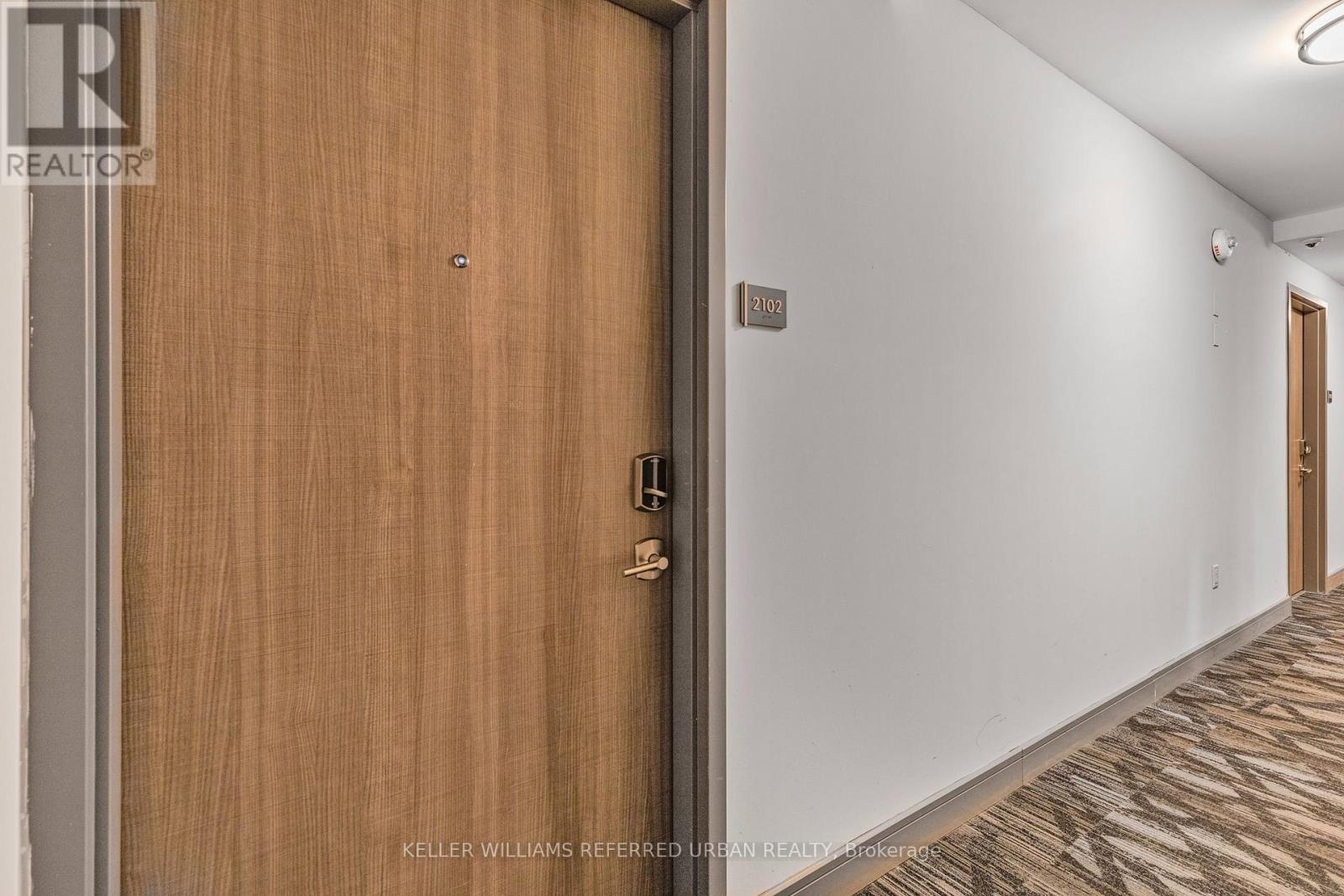 2102 - 20 George Street, Hamilton, Ontario  L8P 0C4 - Photo 3 - X12498332