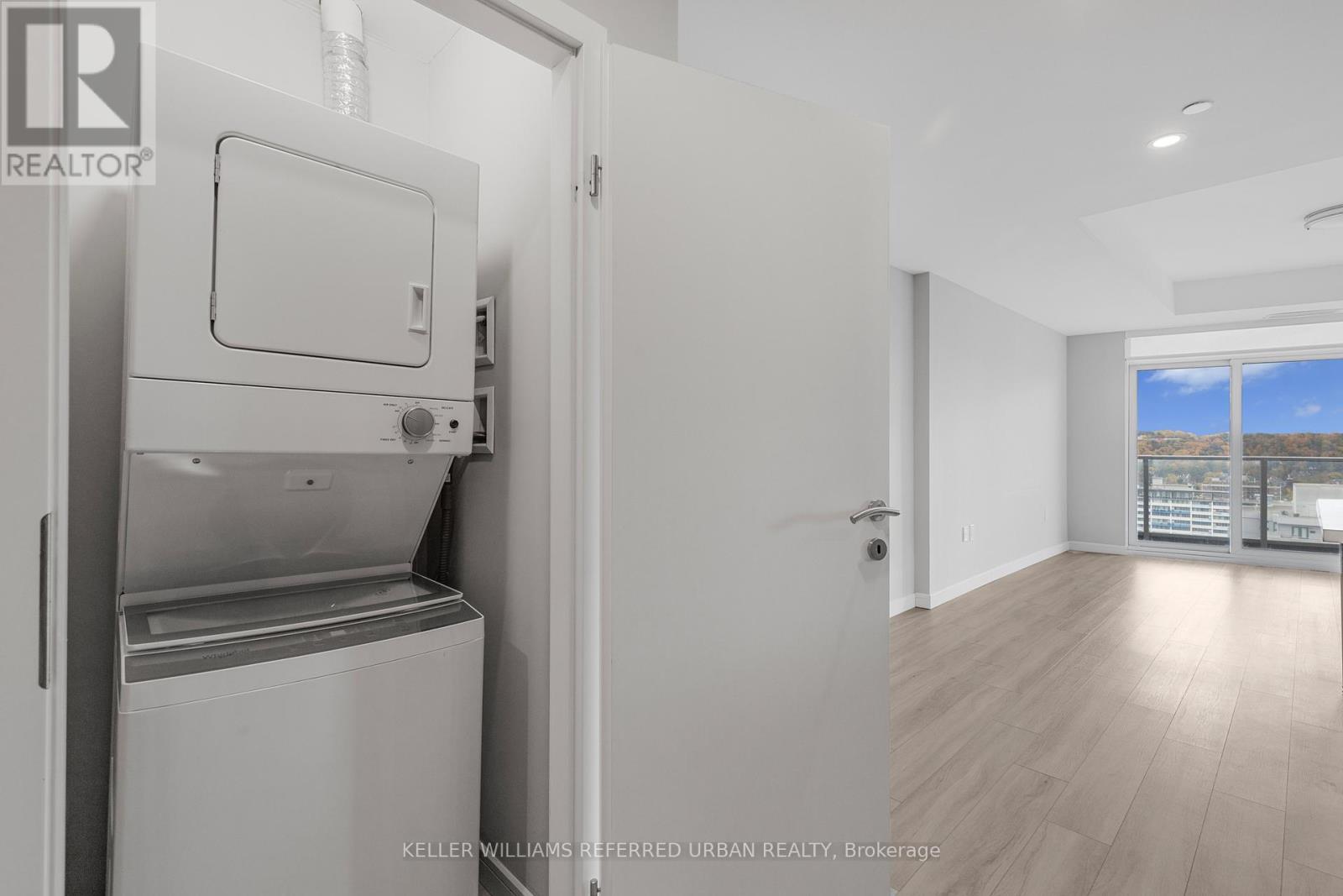 2609 - 20 George Street, Hamilton, Ontario  L8P 0C4 - Photo 6 - X12498338