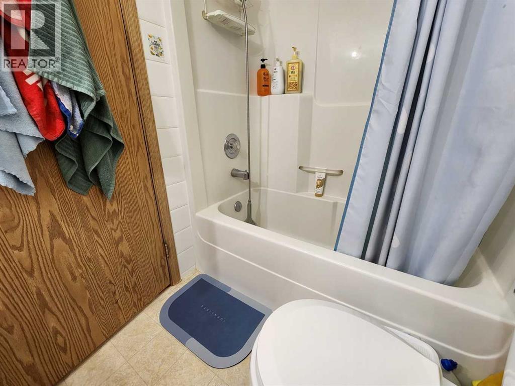 9 Country Hills Rise Nw, Calgary, Alberta  T3K 4S7 - Photo 23 - A2254063