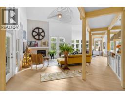 2075 Lillooet Court Dilworth Mountain