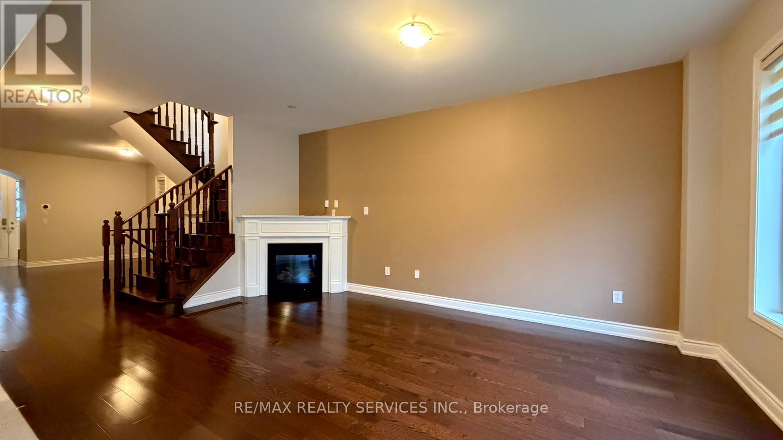 12 Goodsway Trail, Brampton, Ontario  L7A 4A3 - Photo 12 - W12447106