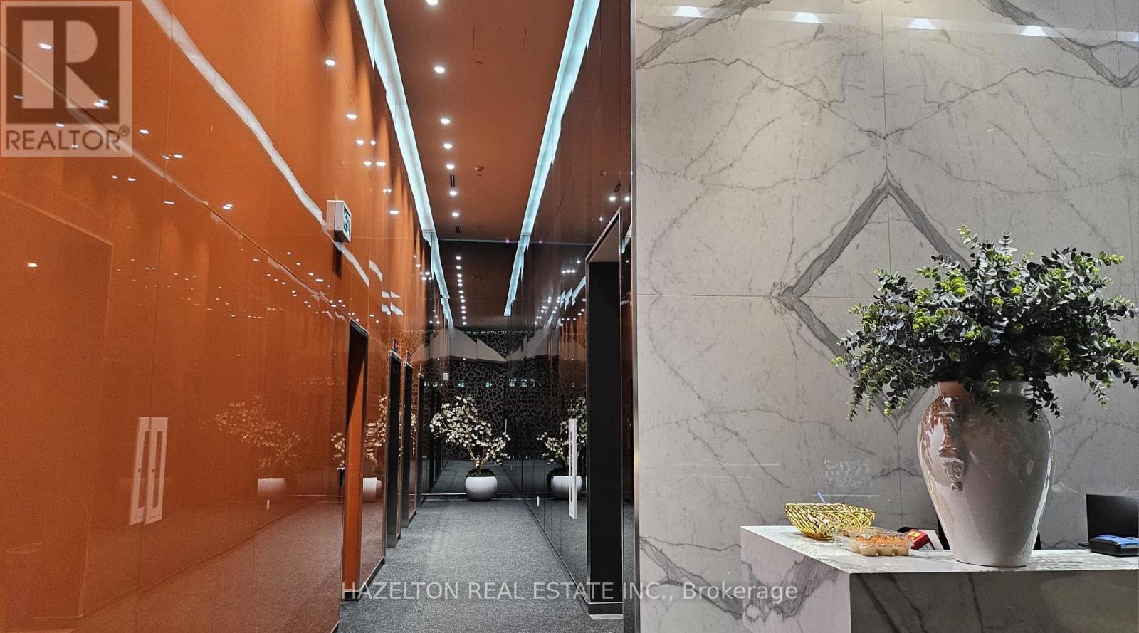 812 - 60 Colborne Street, Toronto, Ontario  M5E 0B7 - Photo 8 - C12498366