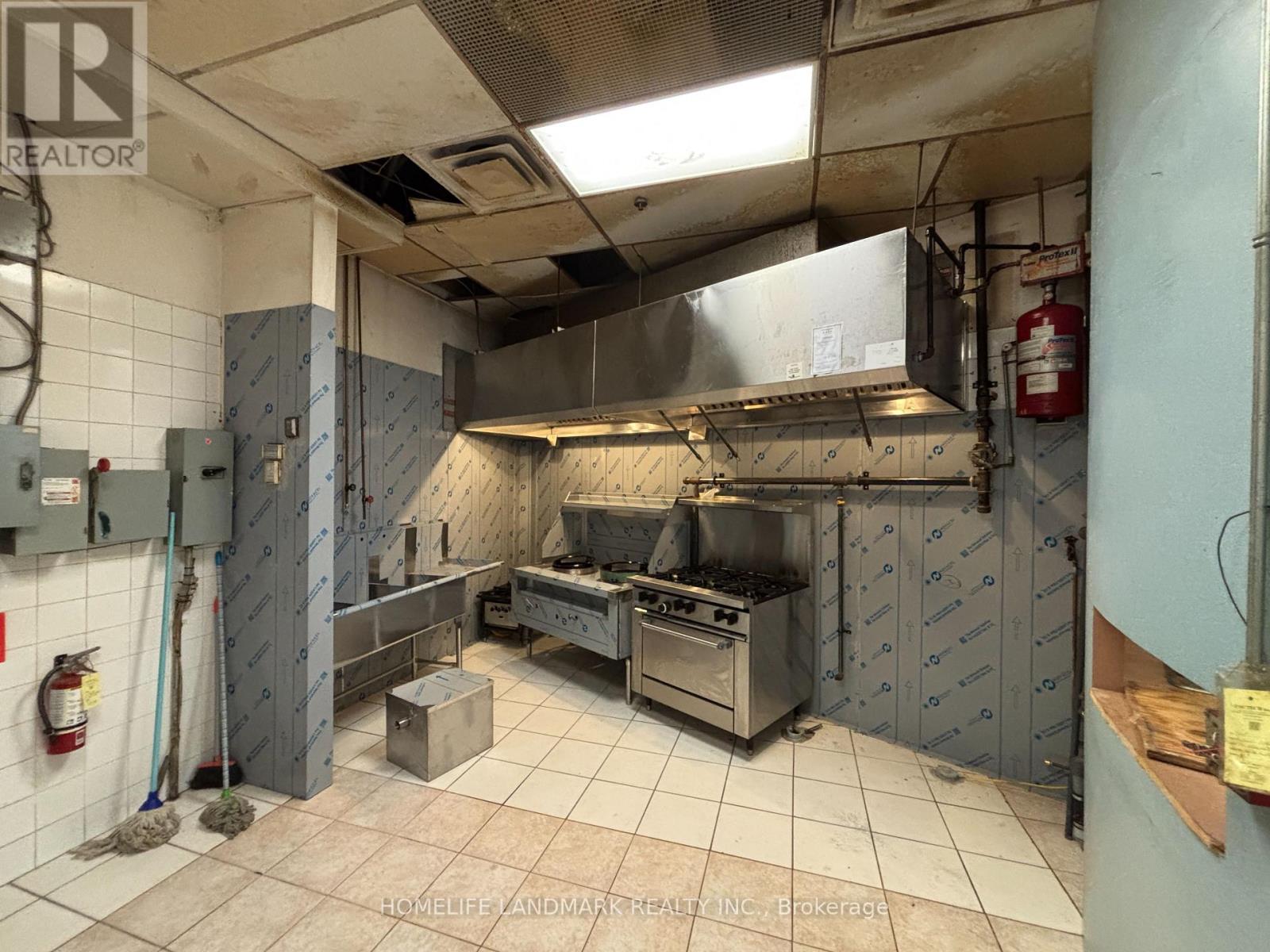 F9 - 8 GLEN WATFORD DRIVE, Toronto, Ontario