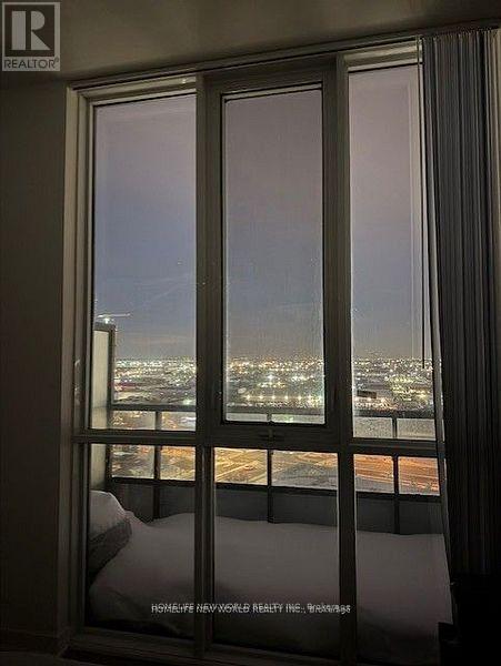 1615 - 60 Honeycrisp Crescent, Vaughan, Ontario  L4K 0N5 - Photo 14 - N12498364