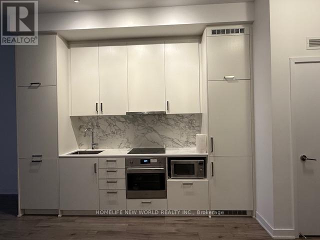 1615 - 60 Honeycrisp Crescent, Vaughan, Ontario  L4K 0N5 - Photo 8 - N12498364