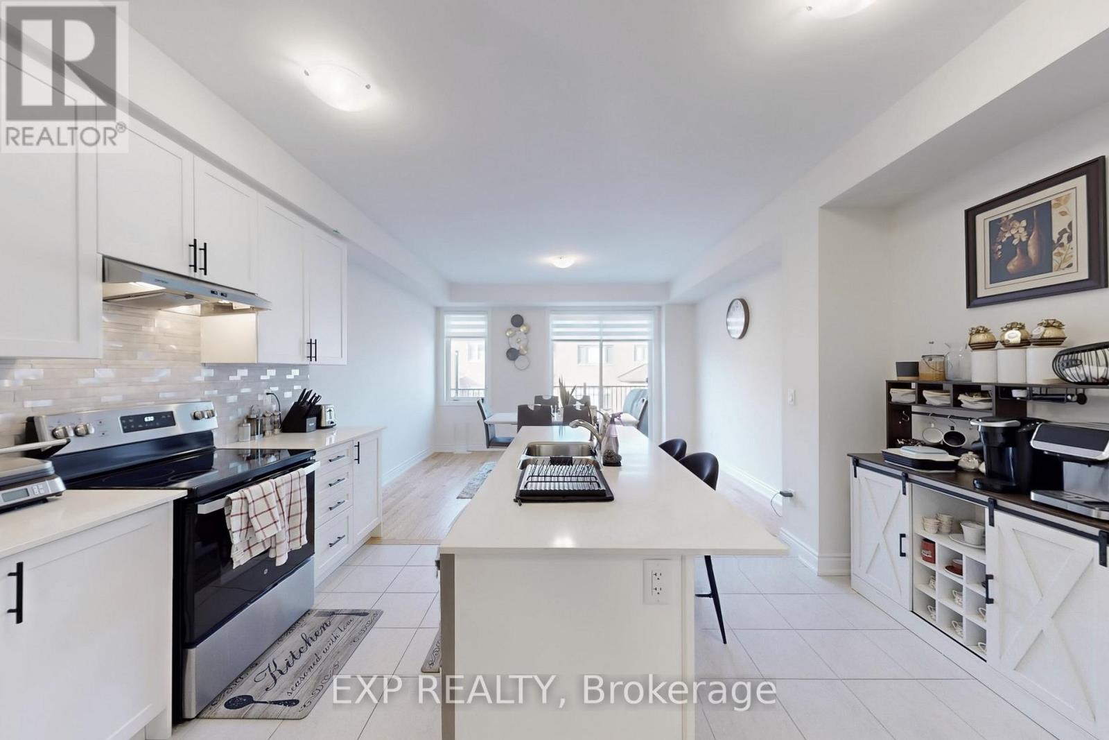 3227 Sixth Line, Oakville, Ontario  L6H 0V9 - Photo 9 - W12498350