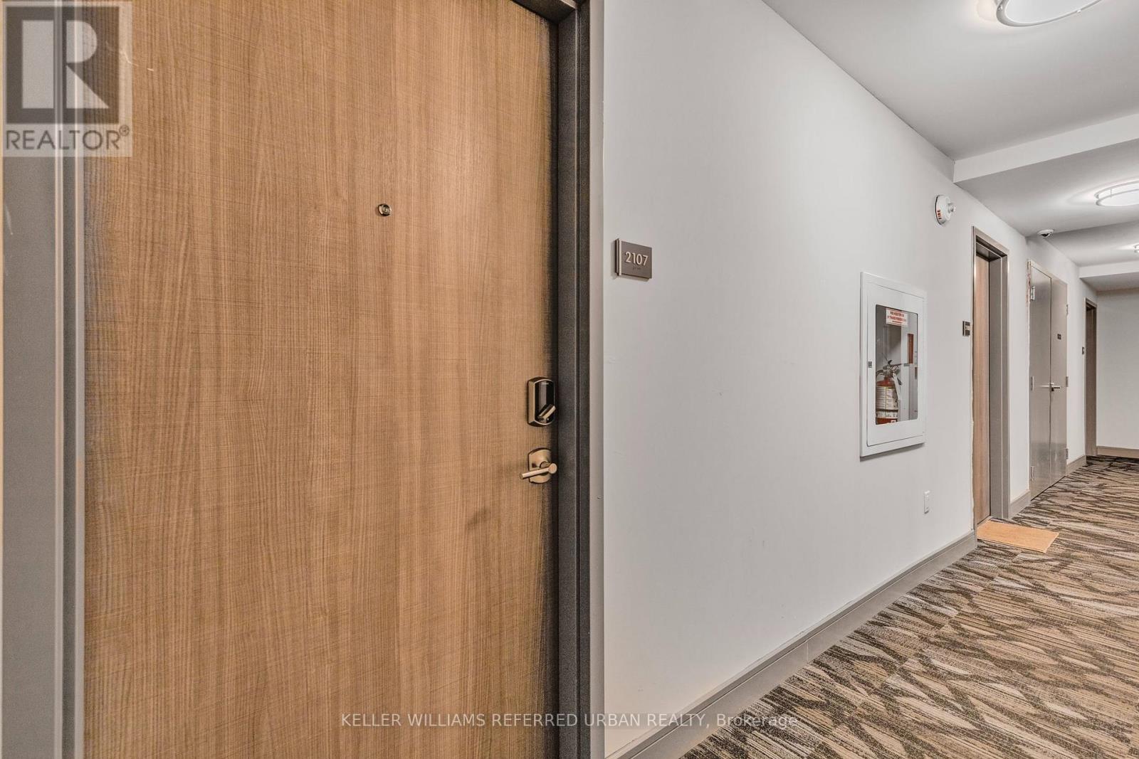 2107 - 20 George Street, Hamilton, Ontario  L8P 0C4 - Photo 3 - X12498352