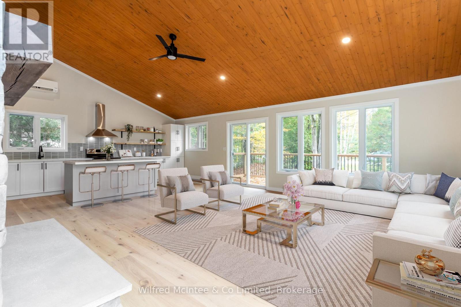 40 Rolling Hills Drive, South Bruce Peninsula, Ontario  N0H 2T0 - Photo 12 - X12498376