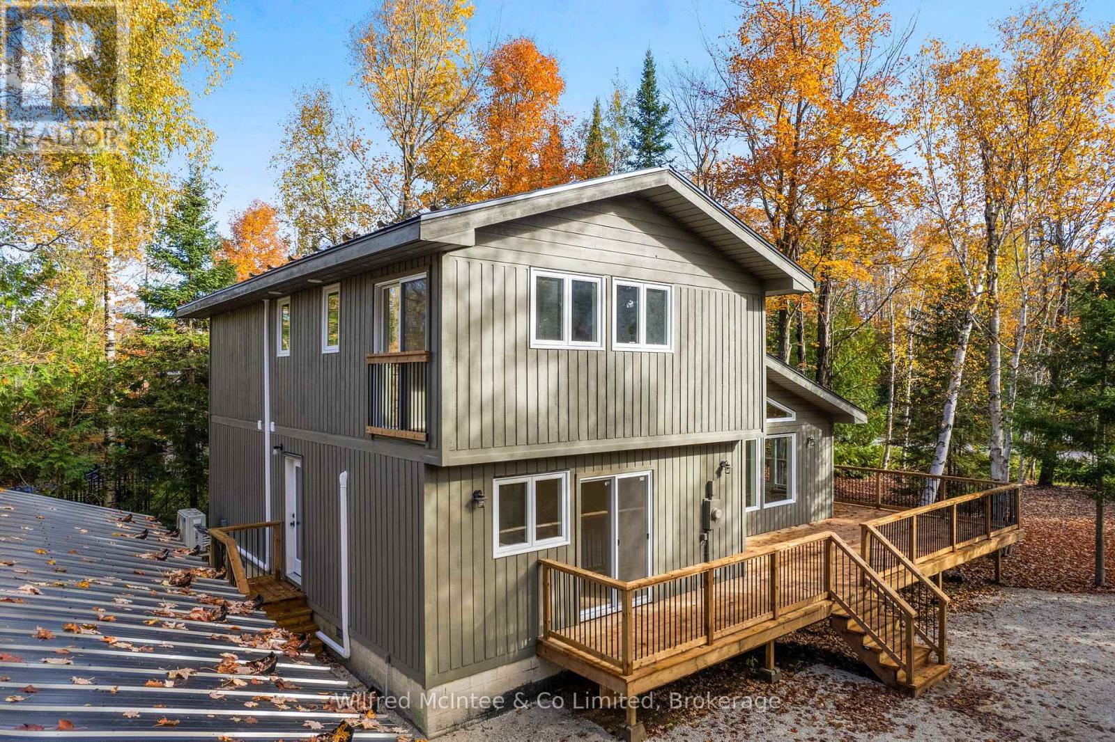 40 Rolling Hills Drive, South Bruce Peninsula, Ontario  N0H 2T0 - Photo 43 - X12498376