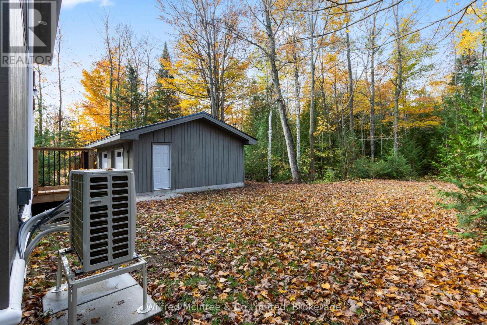 40 Rolling Hills Drive, South Bruce Peninsula, Ontario  N0H 2T0 - Photo 45 - X12498376