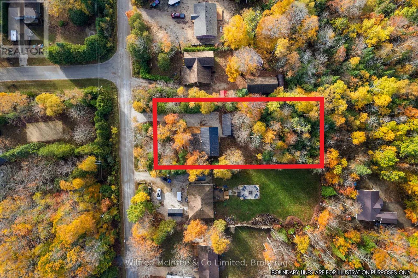 40 Rolling Hills Drive, South Bruce Peninsula, Ontario  N0H 2T0 - Photo 50 - X12498376