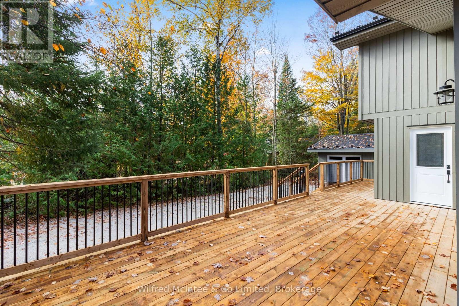 40 Rolling Hills Drive, South Bruce Peninsula, Ontario  N0H 2T0 - Photo 9 - X12498376