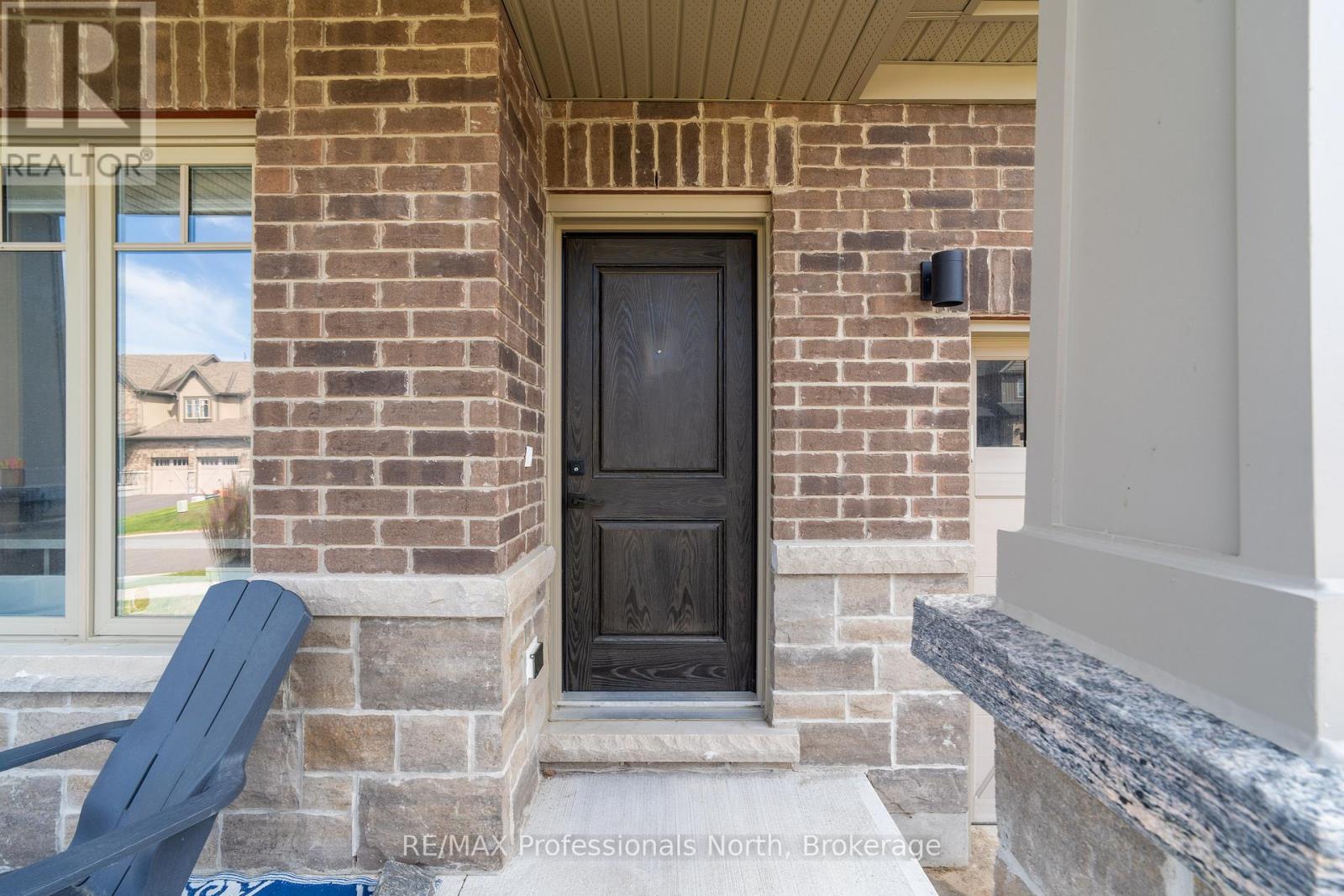 35 Woodstream Drive, Huntsville, Ontario  P0A 1B7 - Photo 27 - X12498388