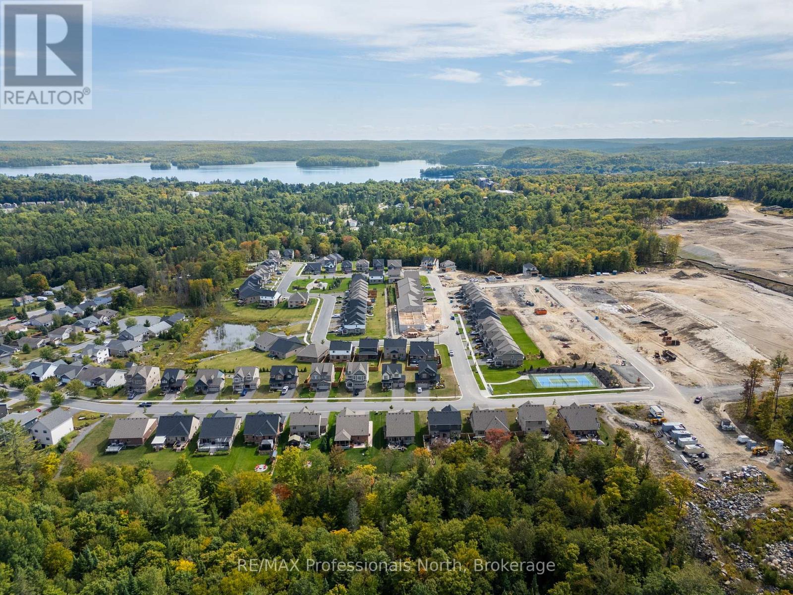 35 Woodstream Drive, Huntsville, Ontario  P0A 1B7 - Photo 34 - X12498388