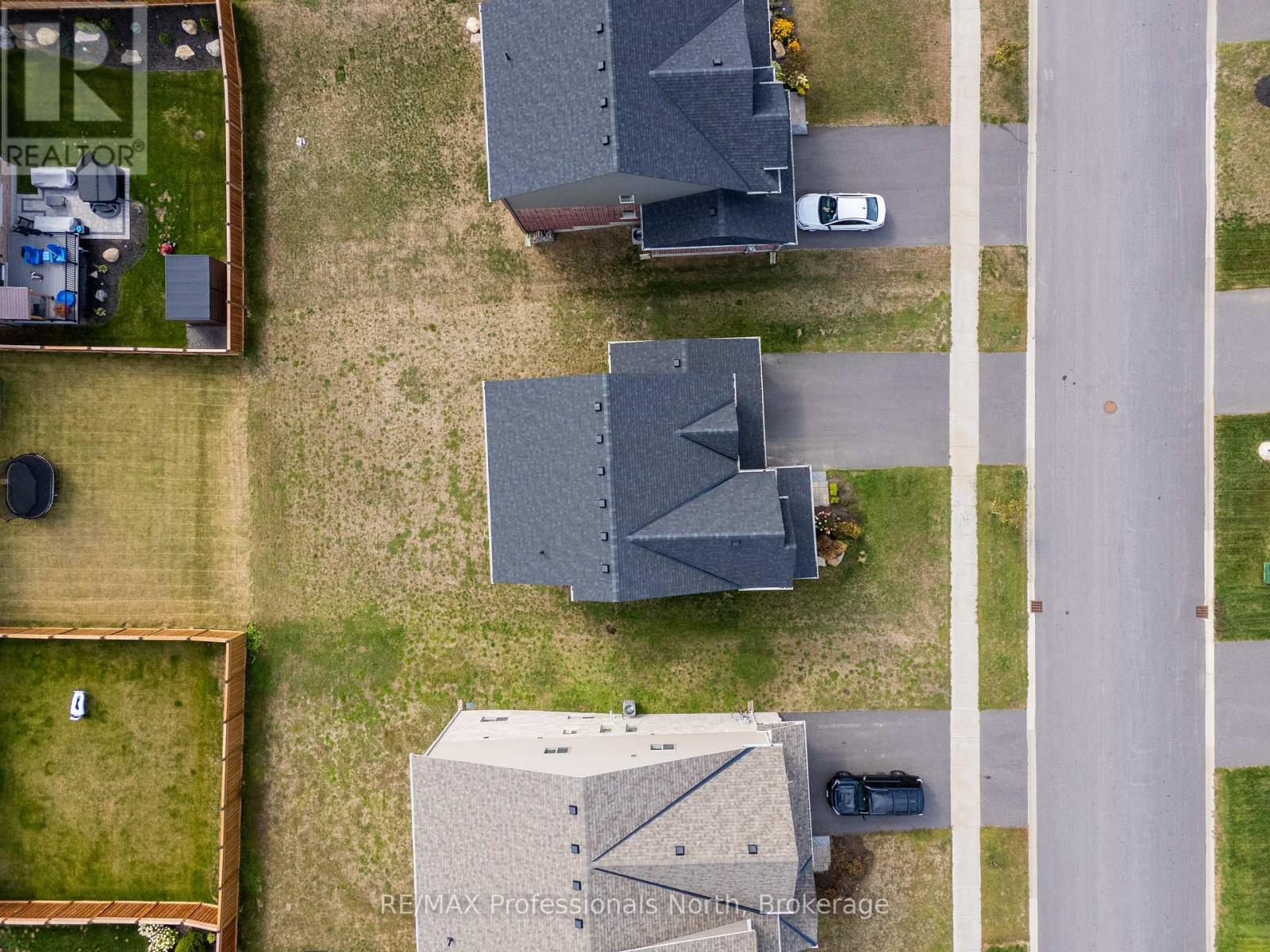 35 Woodstream Drive, Huntsville, Ontario  P0A 1B7 - Photo 35 - X12498388