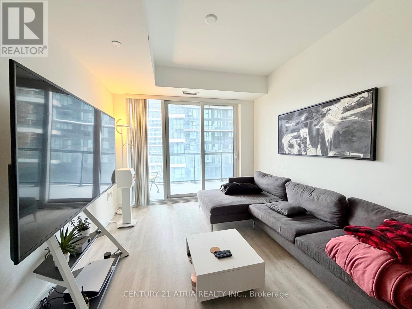 30 Inn On The Park Drive, Toronto, Ontario  M3C 0P7 - Photo 10 - C12498368