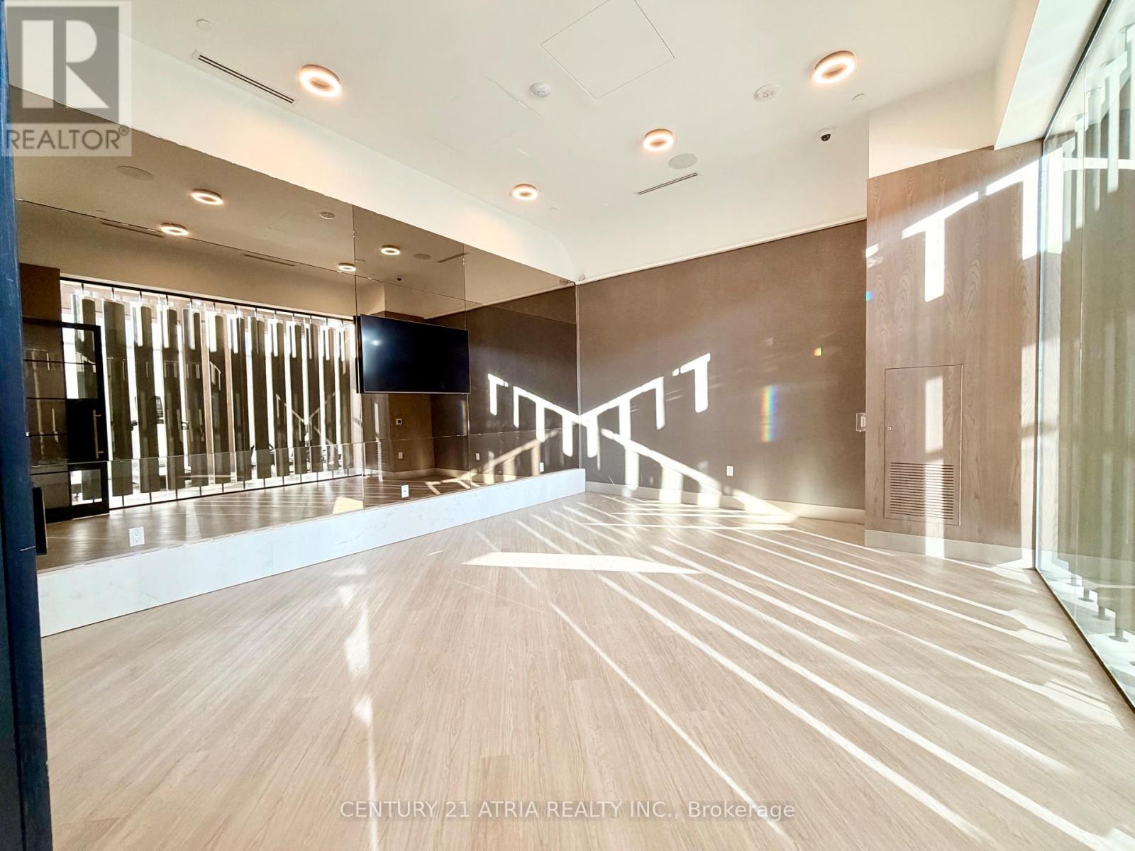 30 Inn On The Park Drive, Toronto, Ontario  M3C 0P7 - Photo 25 - C12498368