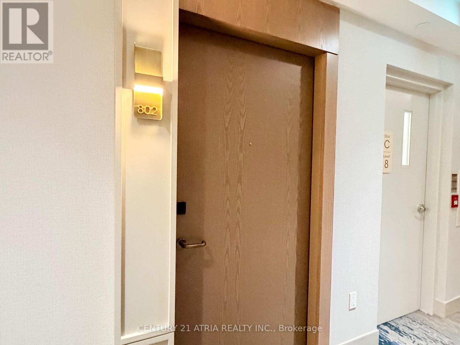 30 Inn On The Park Drive, Toronto, Ontario  M3C 0P7 - Photo 7 - C12498368