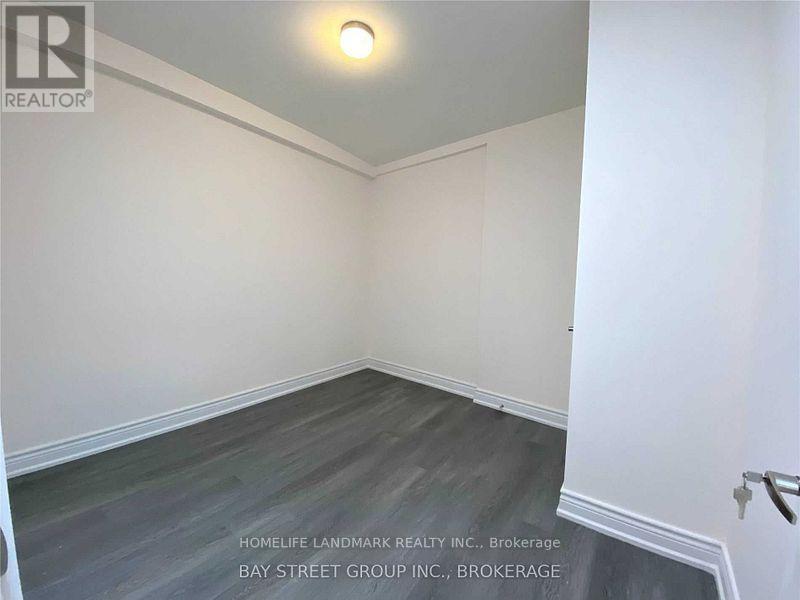 2nd Fl - 3238 Yonge Street, Toronto, Ontario  M4N 2L4 - Photo 2 - C12498372