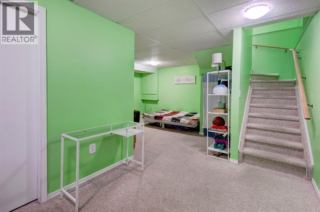 244 Prestwick Avenue Se, Calgary, Alberta T2Z 3X3 - Photo 25 - A2260003