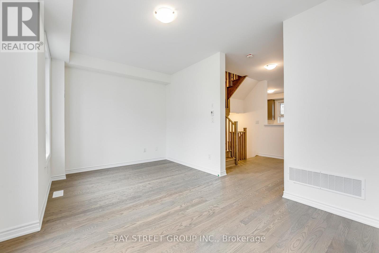 11 Massachusetts Lane, Markham, Ontario  L6E 0V6 - Photo 13 - N12498378