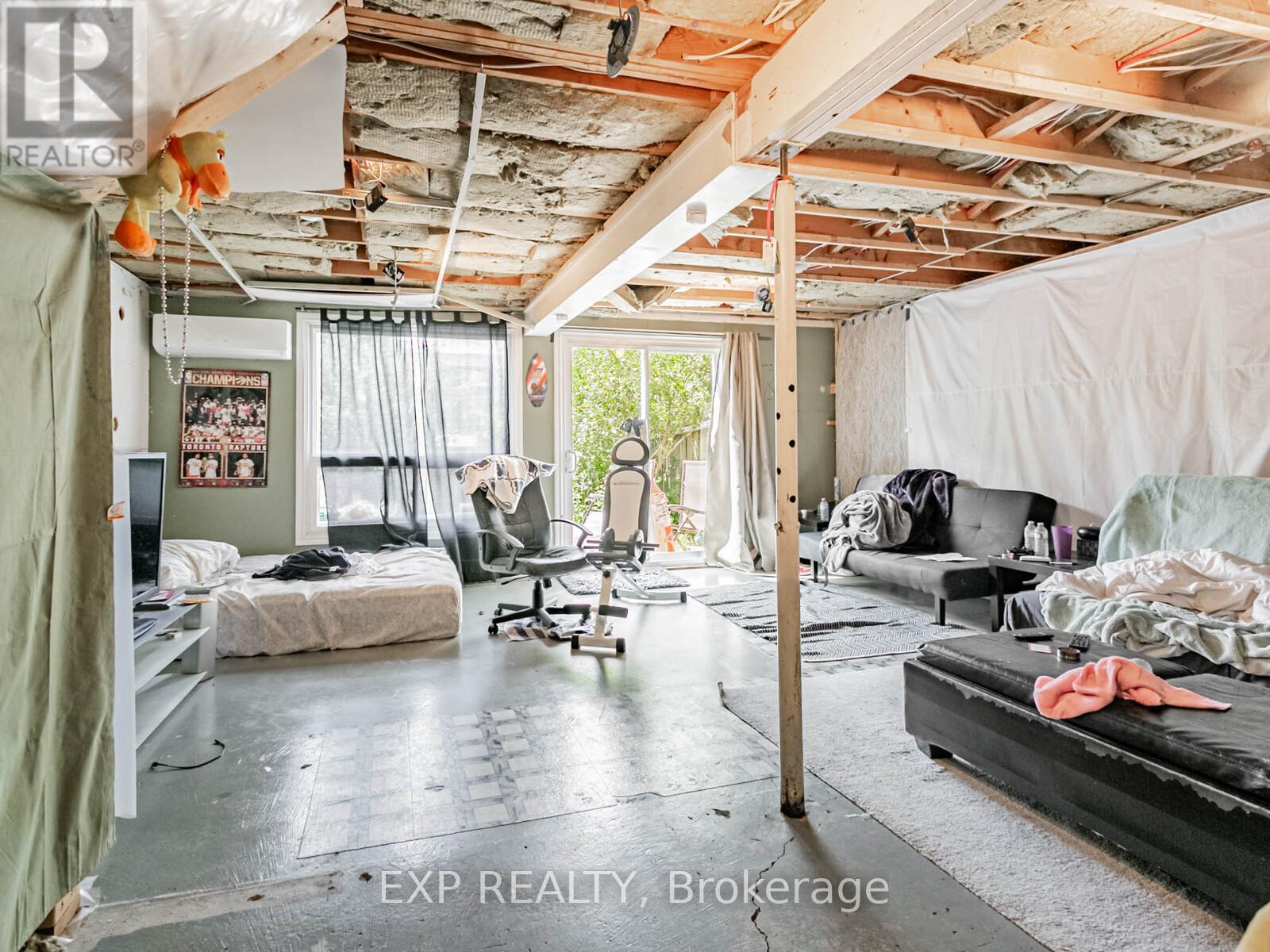 64 - 2050 Upper Middle Road, Burlington, Ontario  L7P 3R9 - Photo 19 - W12498382