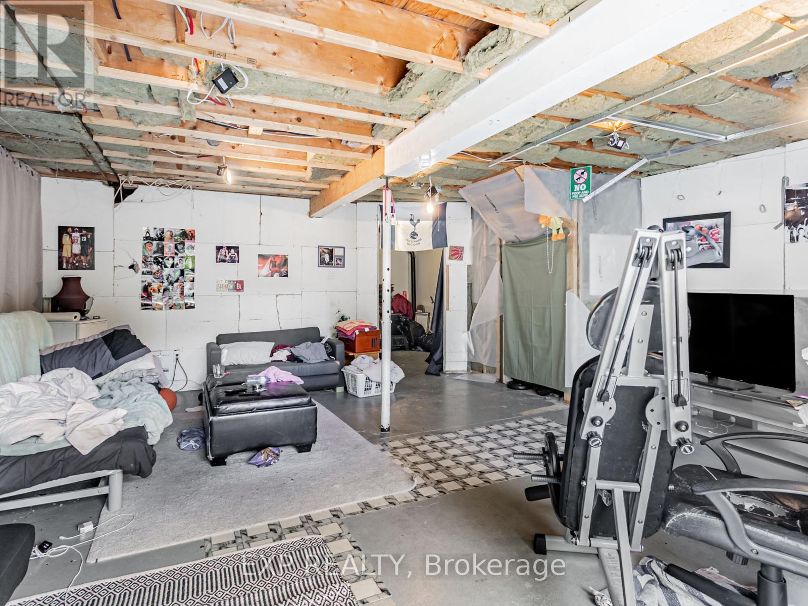 64 - 2050 Upper Middle Road, Burlington, Ontario  L7P 3R9 - Photo 22 - W12498382