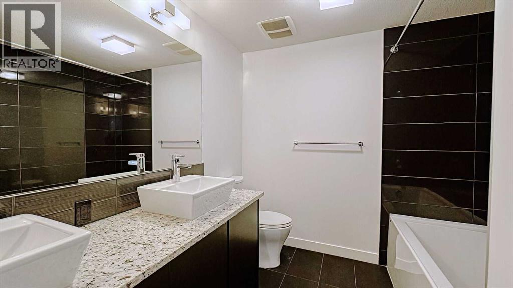 122, 15 Aspenmont Heights Sw, Calgary, Alberta  T3H 0E3 - Photo 13 - A2214621