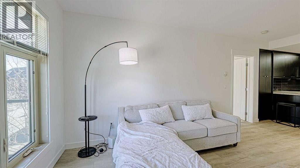 122, 15 Aspenmont Heights Sw, Calgary, Alberta  T3H 0E3 - Photo 12 - A2214621