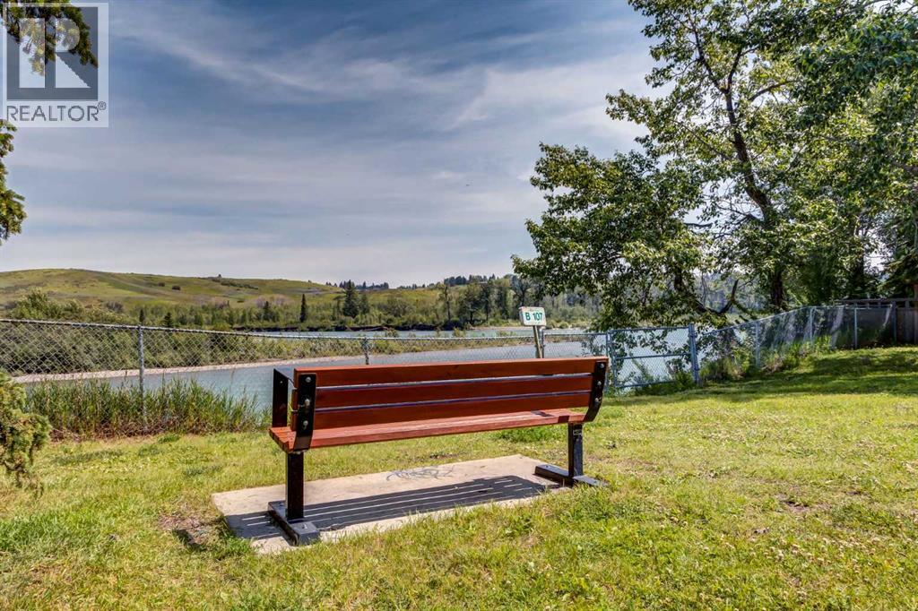 6707 Bow Crescent Nw, Calgary, Alberta  T3B 2C8 - Photo 39 - A2240710