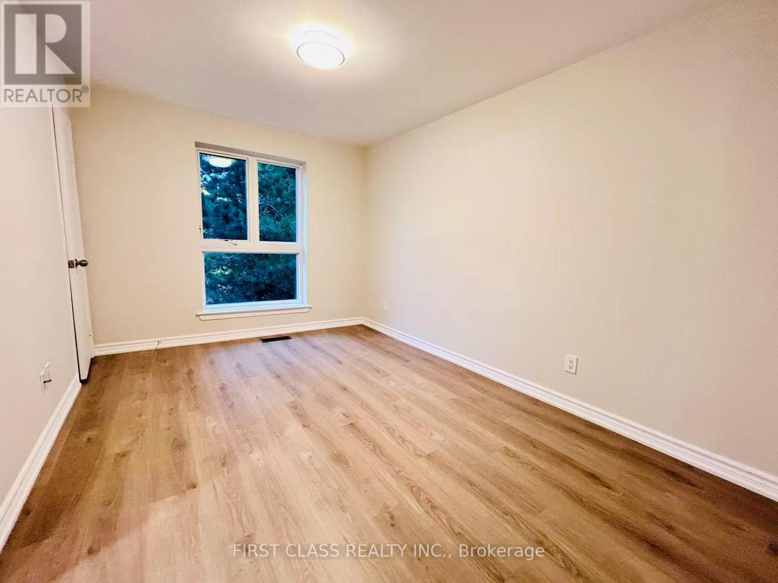 32 Scenic Mill Way, Toronto (St. Andrew-Windfields), Ontario  M2L 1S5 - Photo 22 - C12498406