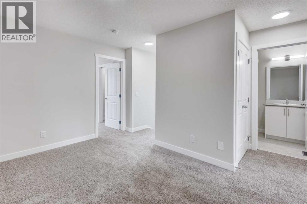 166 Creekview Gardens Sw, Calgary, Alberta  T2X 5X8 - Photo 15 - A2215819