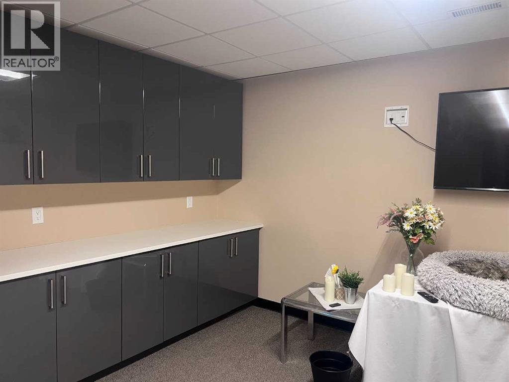 123 Please Contact Andy Avenue, Calgary, Alberta  T2C 2B3 - Photo 8 - A2232509