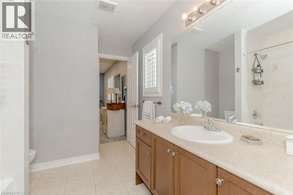 2224 Colonel William Parkway, Oakville, Ontario  L6M 0B6 - Photo 30 - 40720867