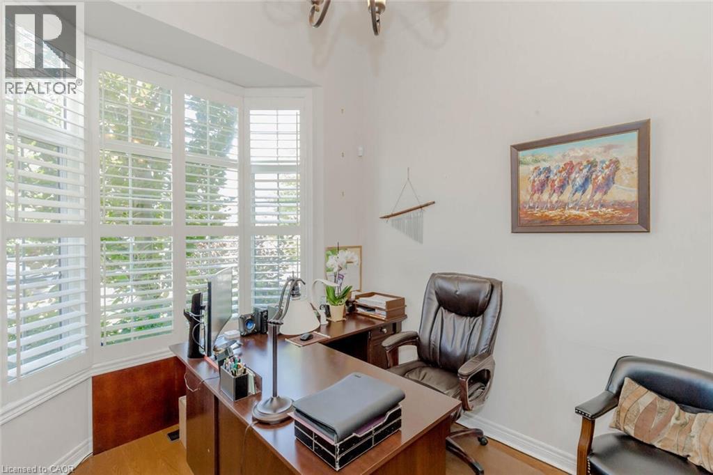 2224 Colonel William Parkway, Oakville, Ontario  L6M 0B6 - Photo 3 - 40720867